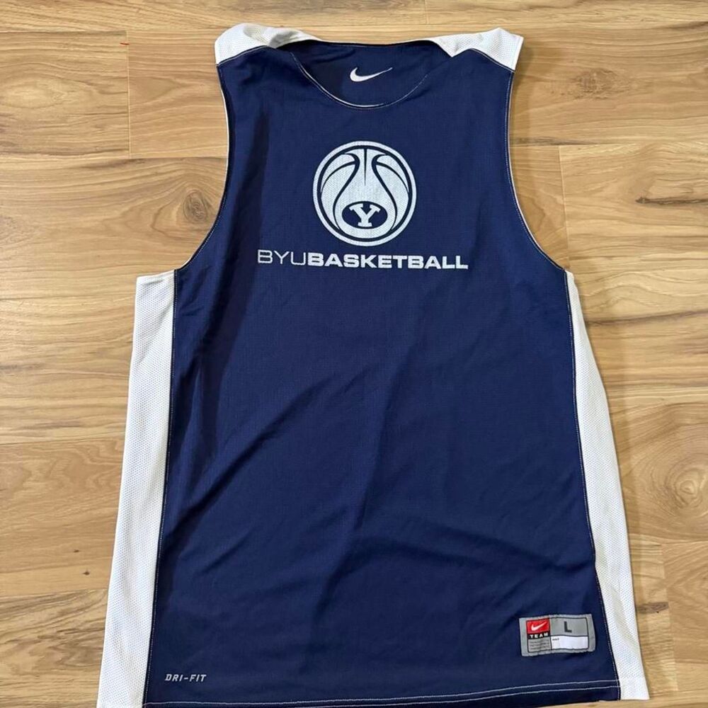 Vintage 00s Nike BYU Basketball Dri-Fit Jersey Embroidered swoosh reversible L